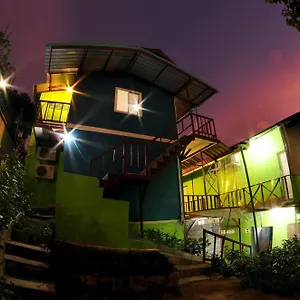 Sea House Resort